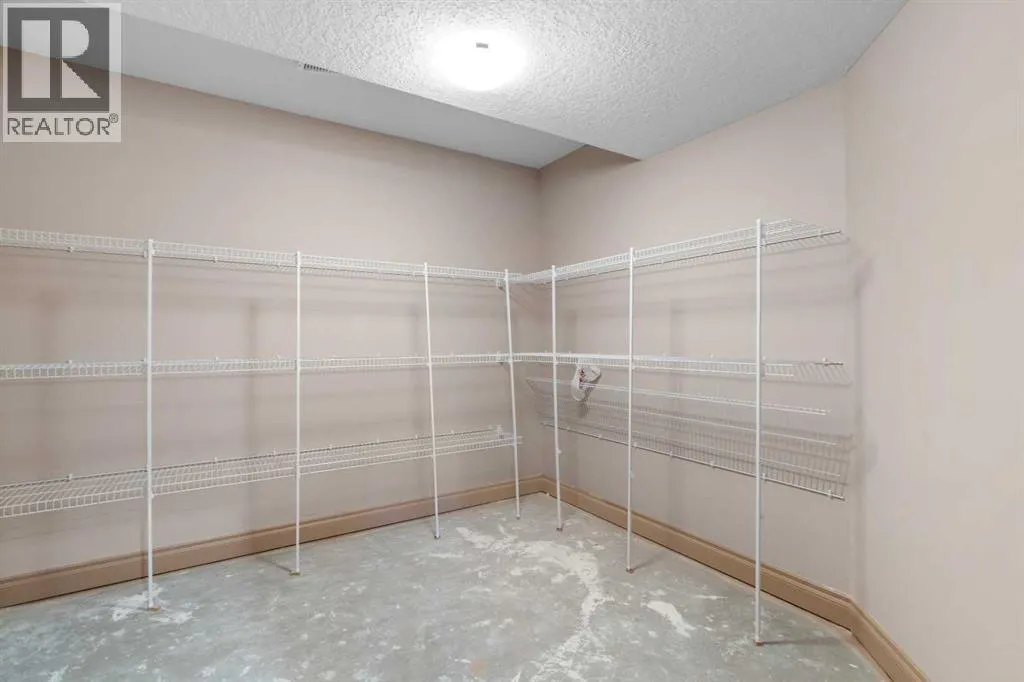 151 Cove Close
