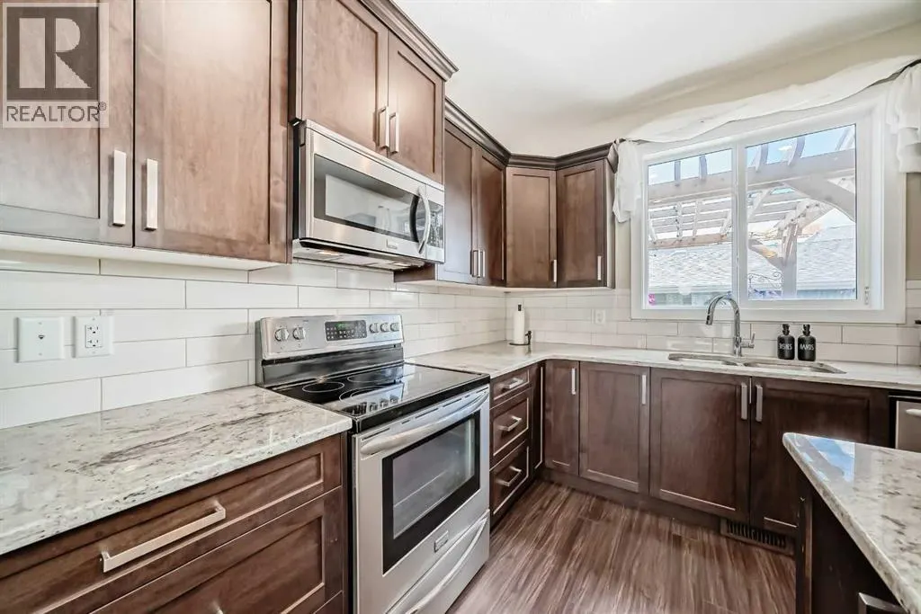 222 Cooperswood Green SW