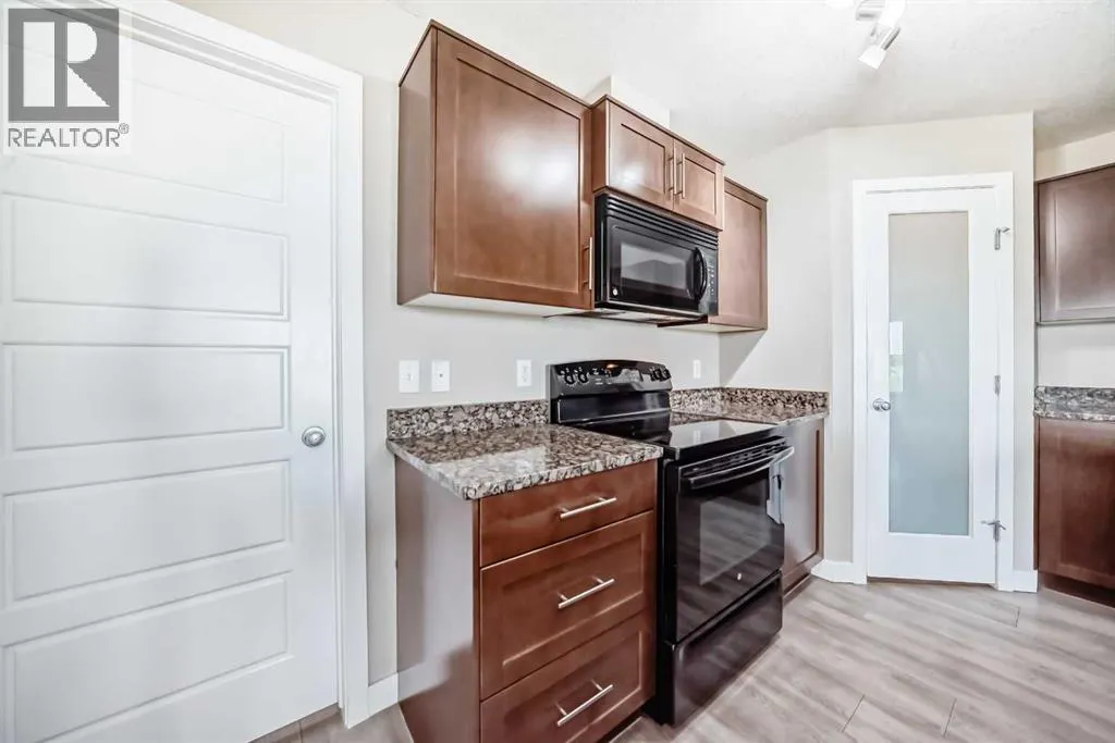 5101, 2781 Chinook Winds Drive SW