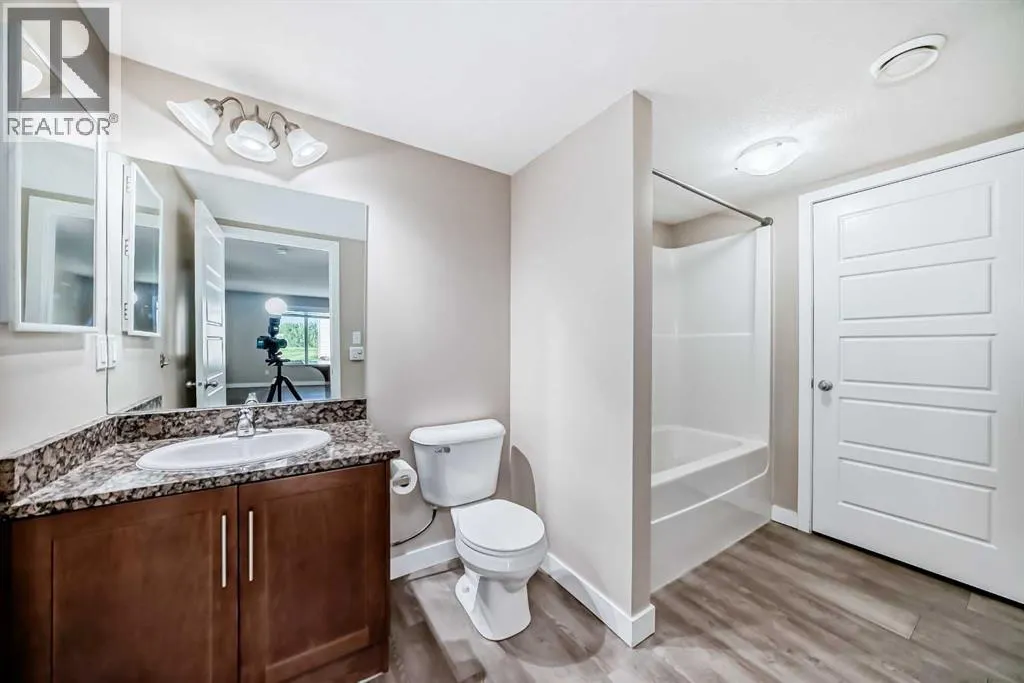 5101, 2781 Chinook Winds Drive SW