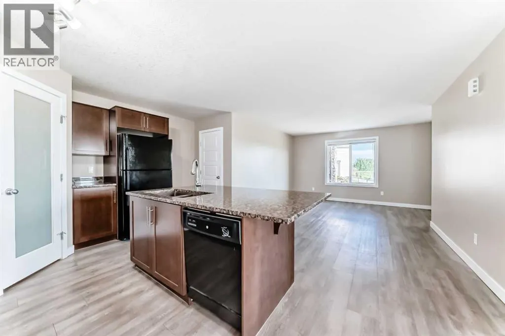 5101, 2781 Chinook Winds Drive SW