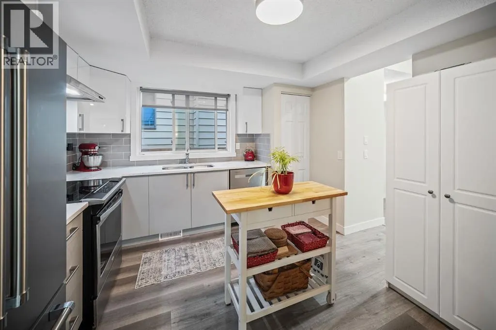 84 Rivervalley Drive SE