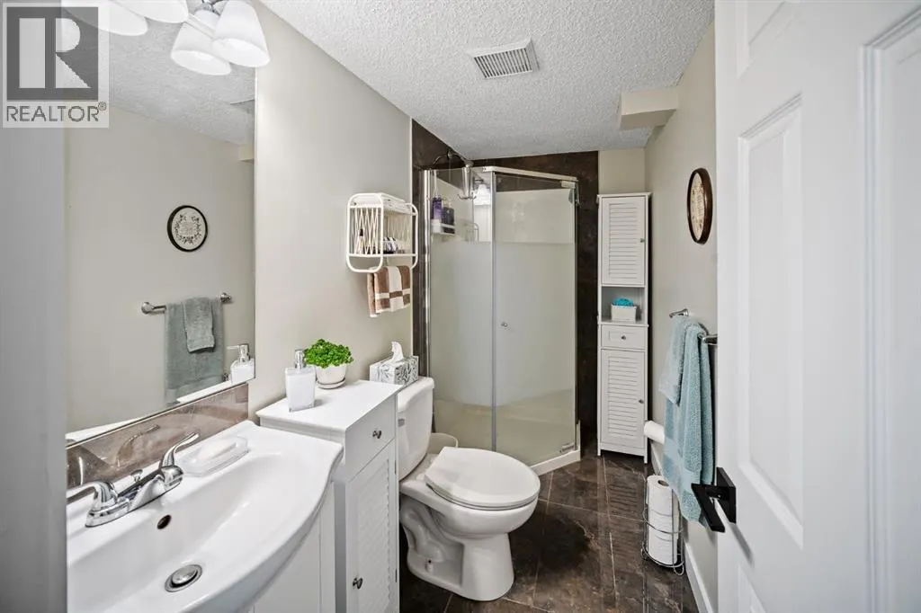 84 Rivervalley Drive SE