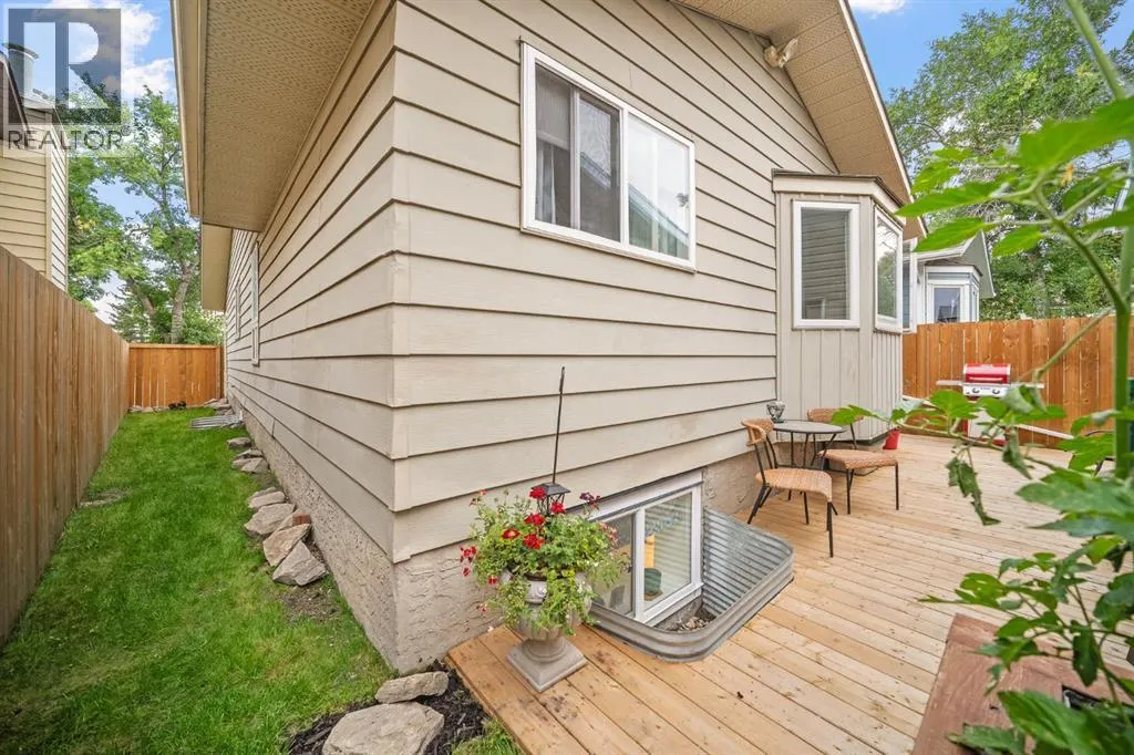 84 Rivervalley Drive SE