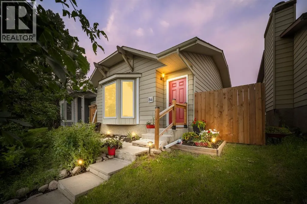 84 Rivervalley Drive SE