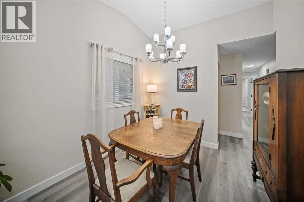 84 Rivervalley Drive SE