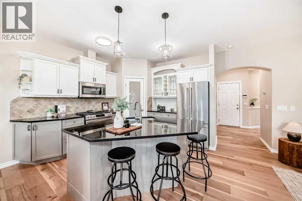 105, 100 Coopers Common SW