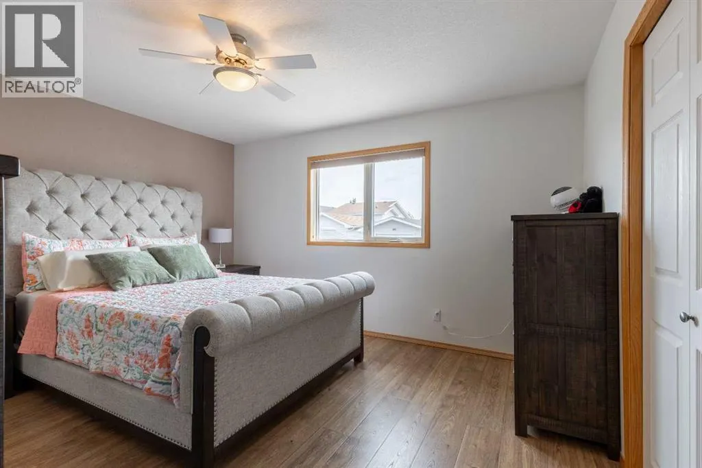 389 Kodiak Boulevard N