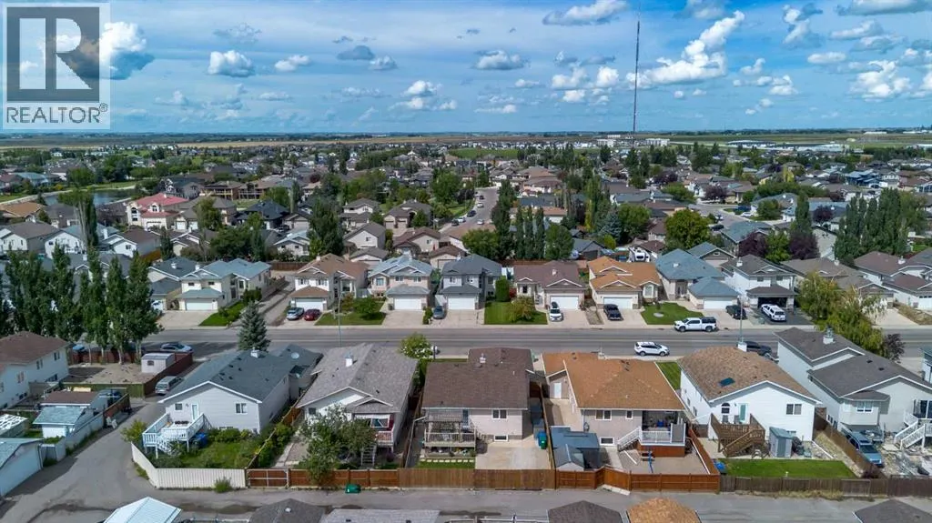 389 Kodiak Boulevard N