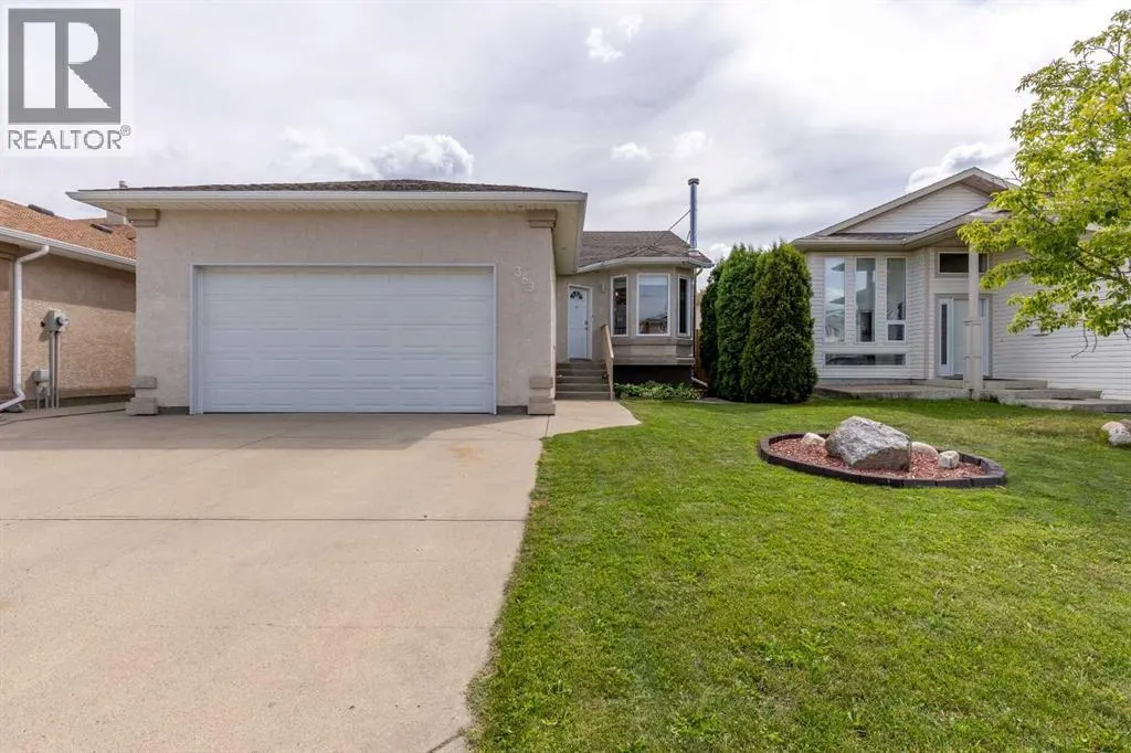 389 Kodiak Boulevard N