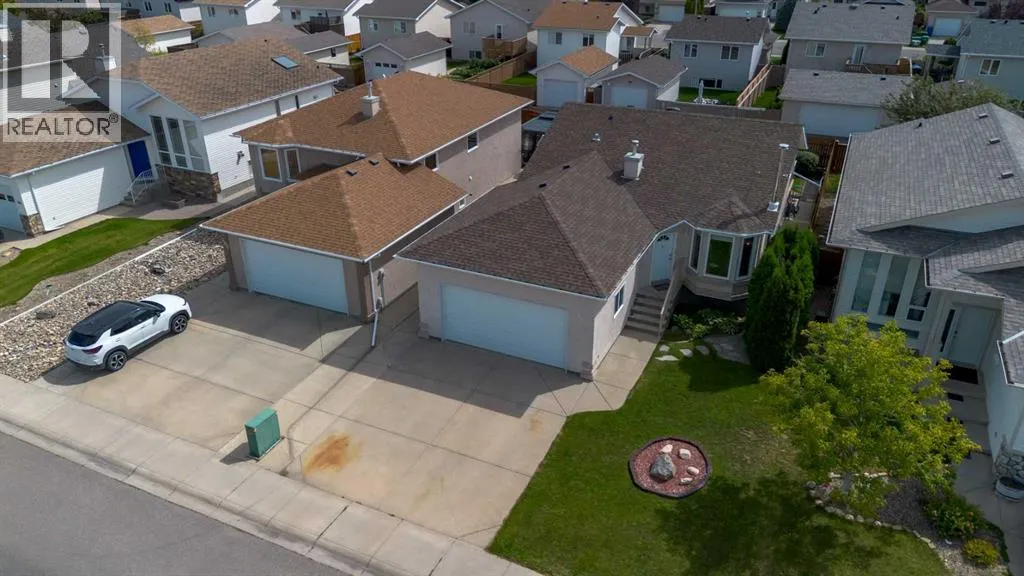 389 Kodiak Boulevard N