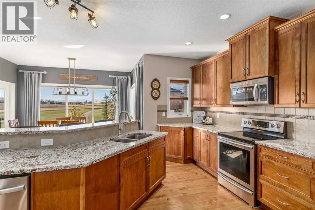 507 Westmount Close