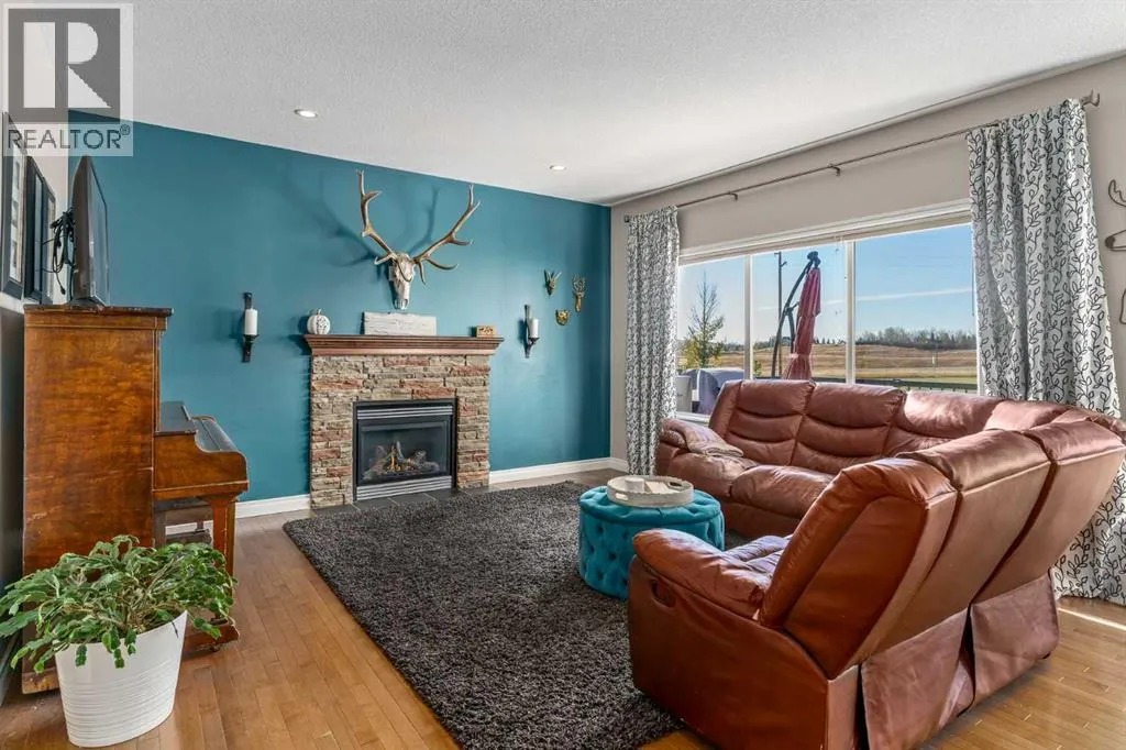 507 Westmount Close