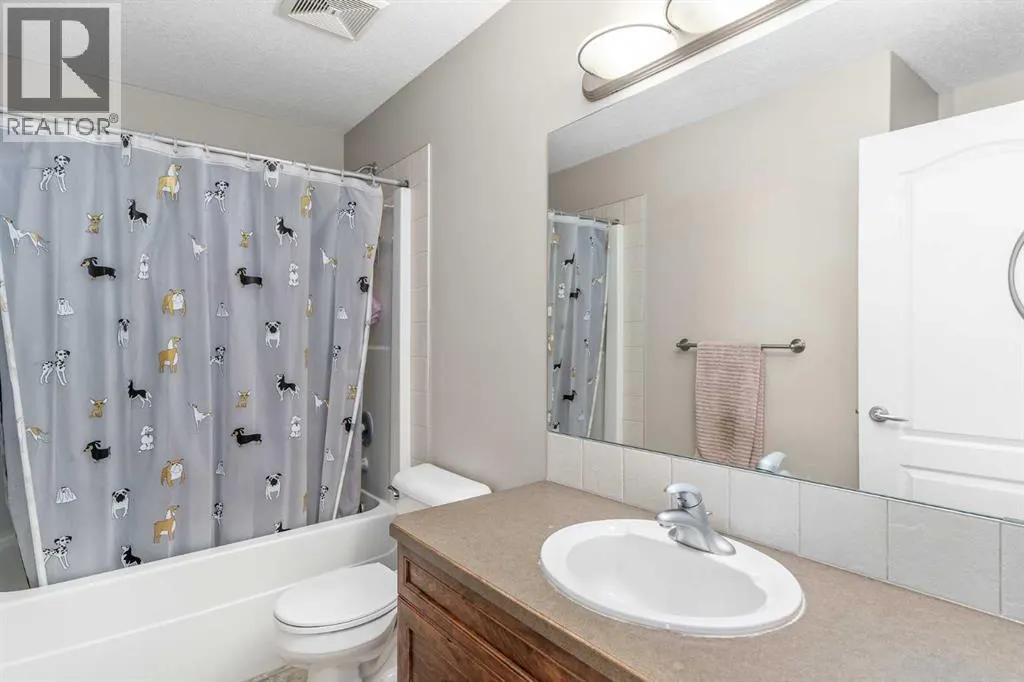 507 Westmount Close