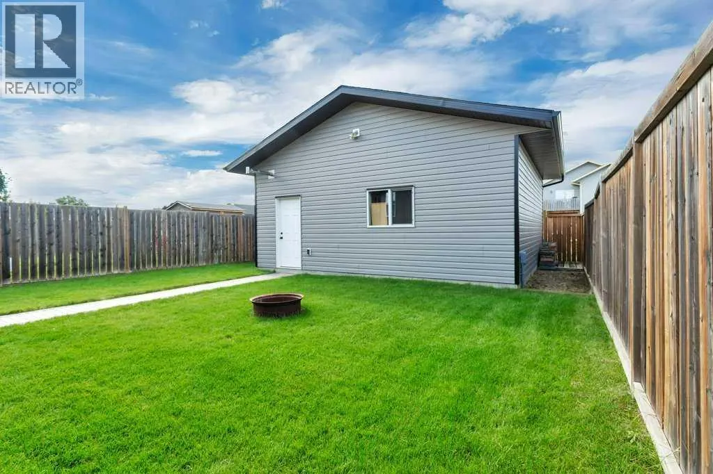 7 Ibbotson Close