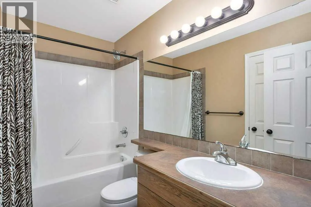 7 Ibbotson Close