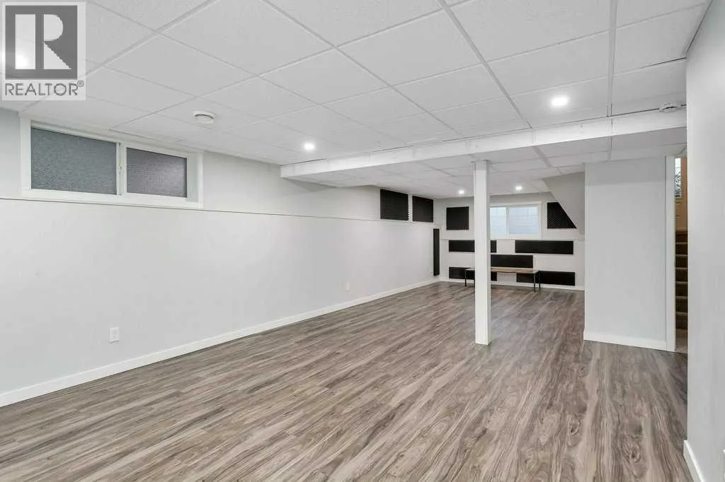 7 Ibbotson Close