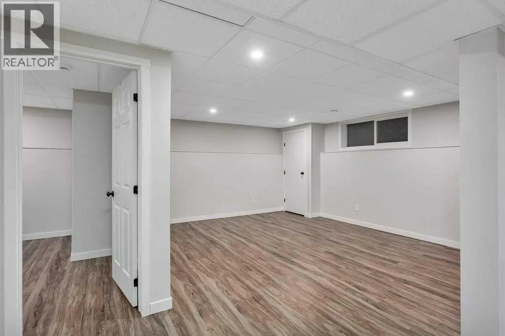 7 Ibbotson Close