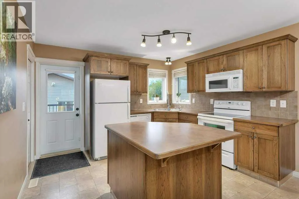 7 Ibbotson Close