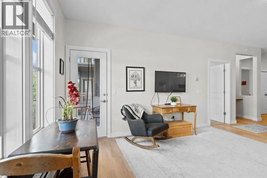 304, 201 Sunset Drive