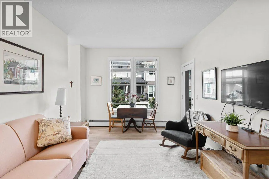 304, 201 Sunset Drive