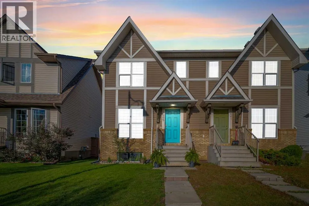 225 Elgin Meadows Park SE