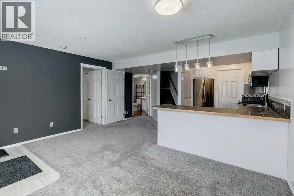 18 Big Springs Mews SE