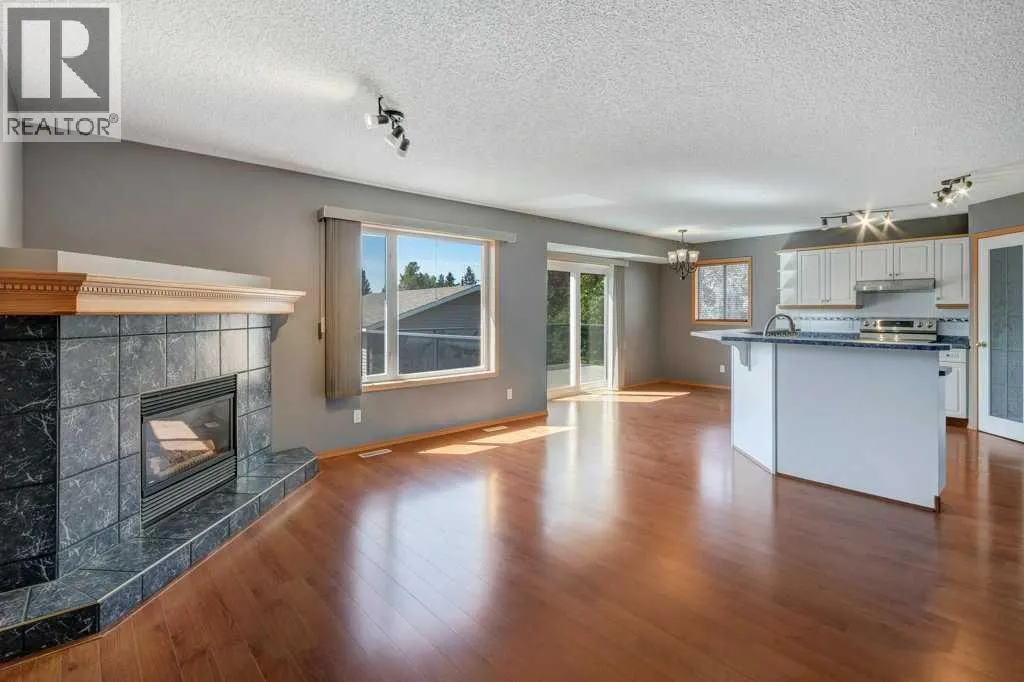 18 Big Springs Mews SE