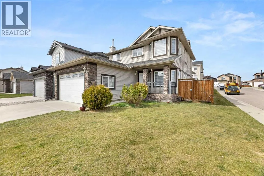 165 Canals Circle SW