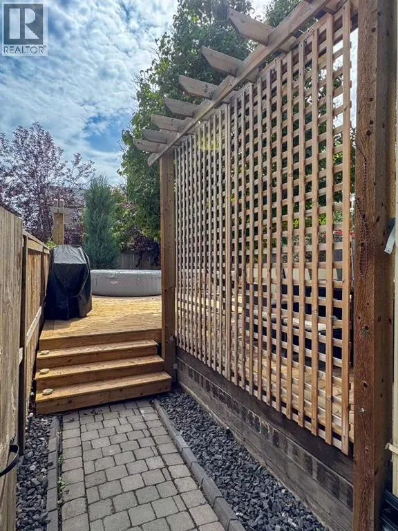 428 Mahogany Boulevard SE