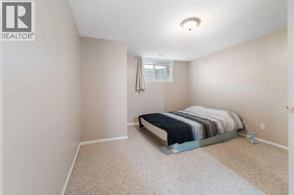 152 Royal Oak Gardens NW