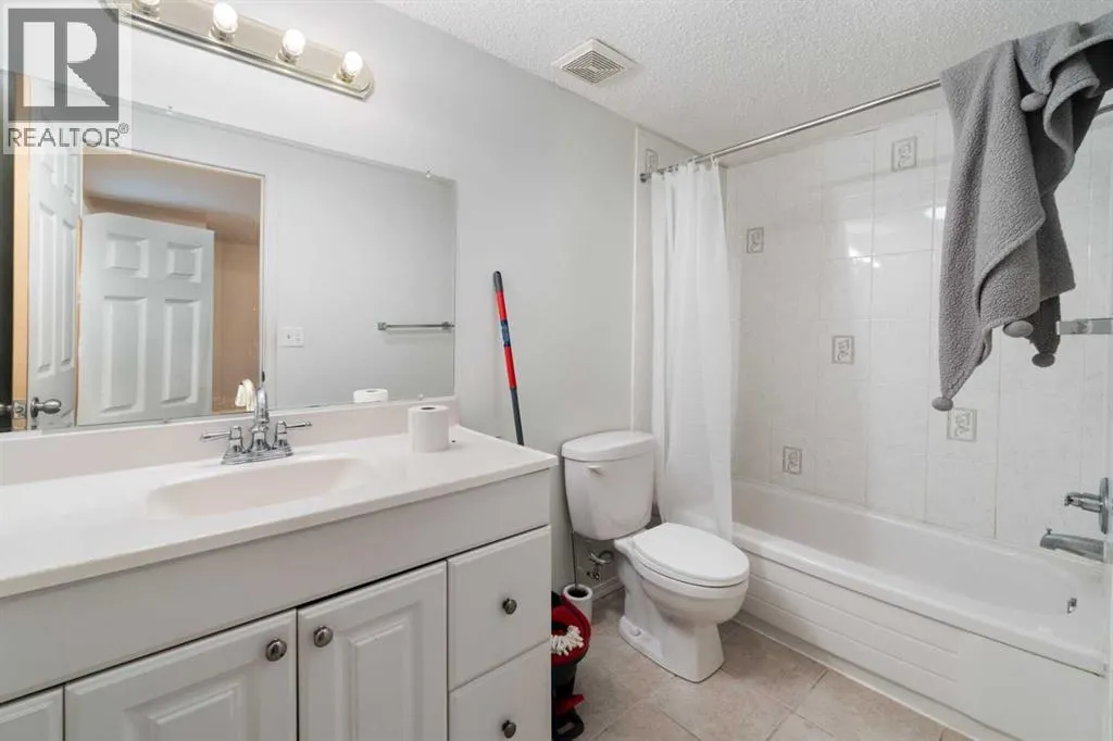 152 Royal Oak Gardens NW
