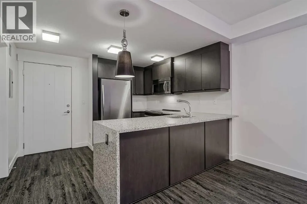 304, 45 Aspenmont Heights SW