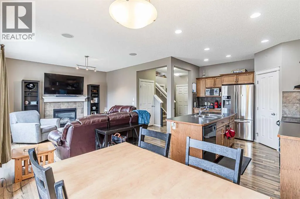 14 Elgin Meadows Way SE