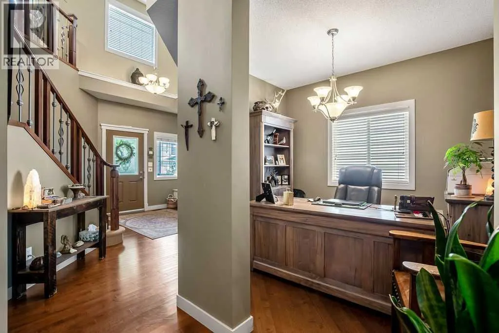 97 Drake Landing Crescent