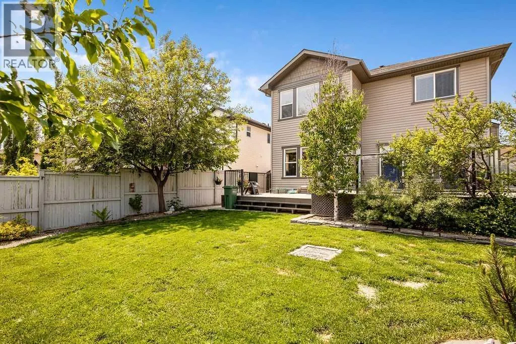 97 Drake Landing Crescent
