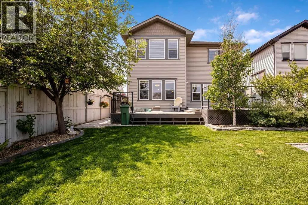 97 Drake Landing Crescent