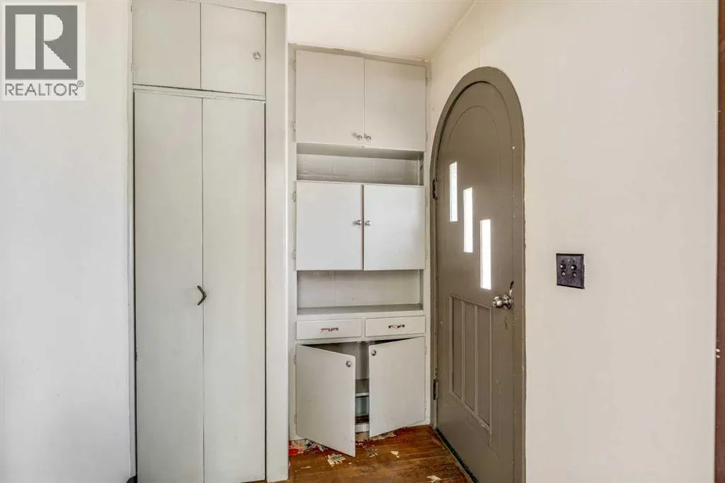 433 3 Street