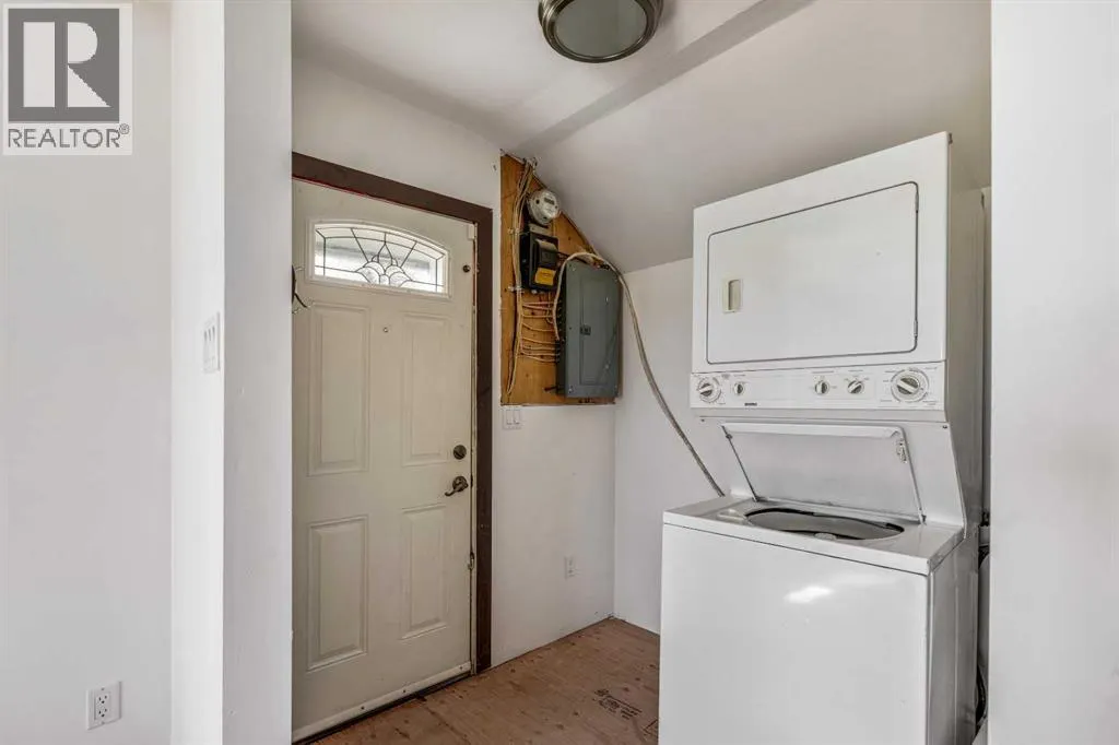 433 3 Street