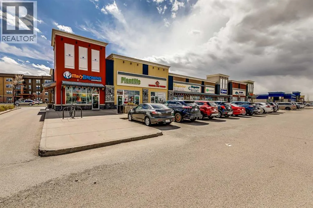 1111, 10 Market Boulevard SE