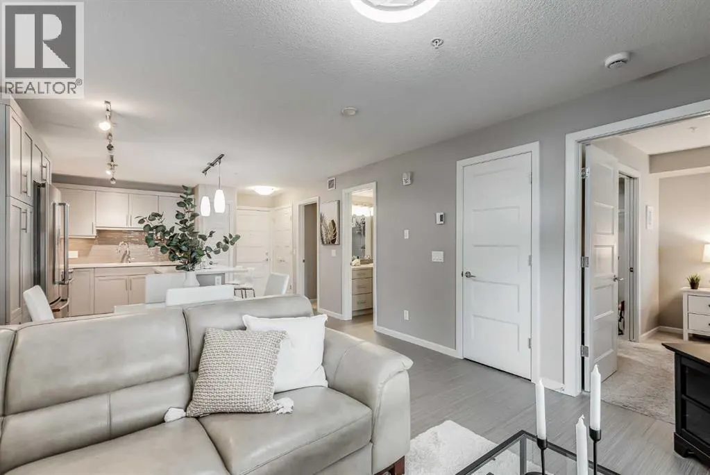1111, 10 Market Boulevard SE