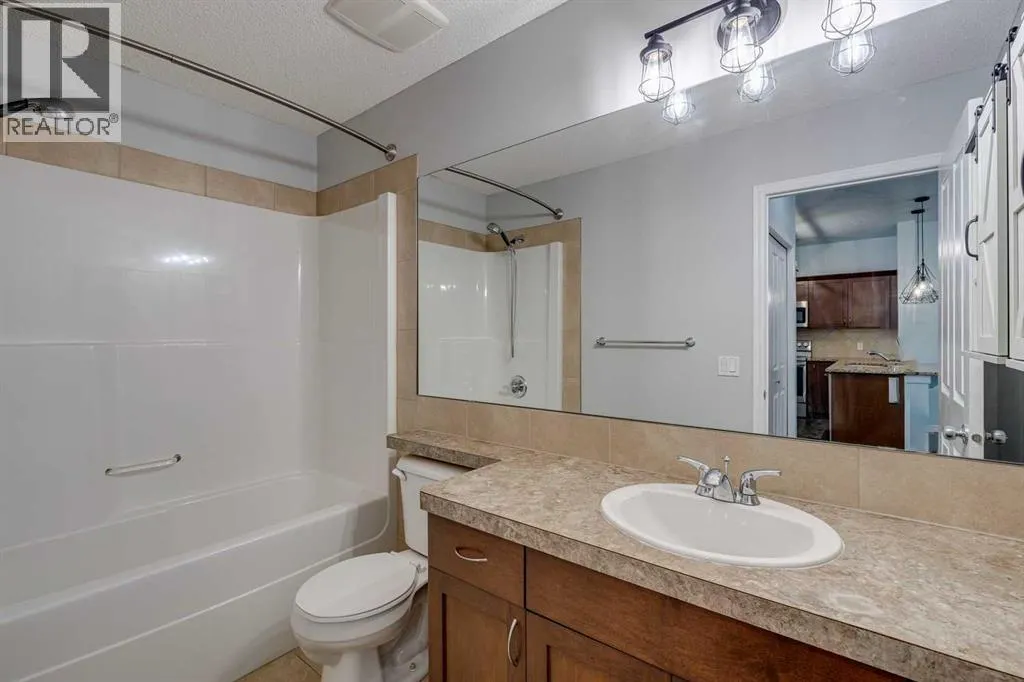 2203, 4 Kingsland Close SE