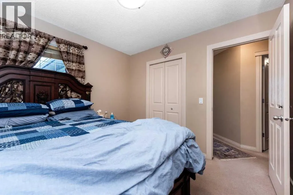 5 Everwoods Close SW