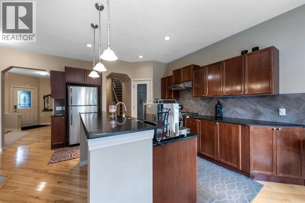 5 Everwoods Close SW