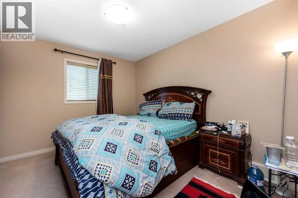 5 Everwoods Close SW