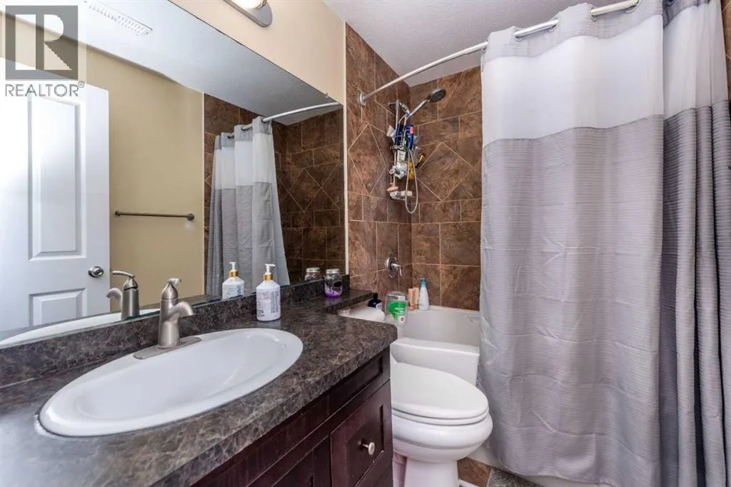 5 Everwoods Close SW