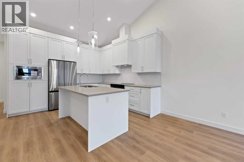 300, 15 Coopersfield Link SW