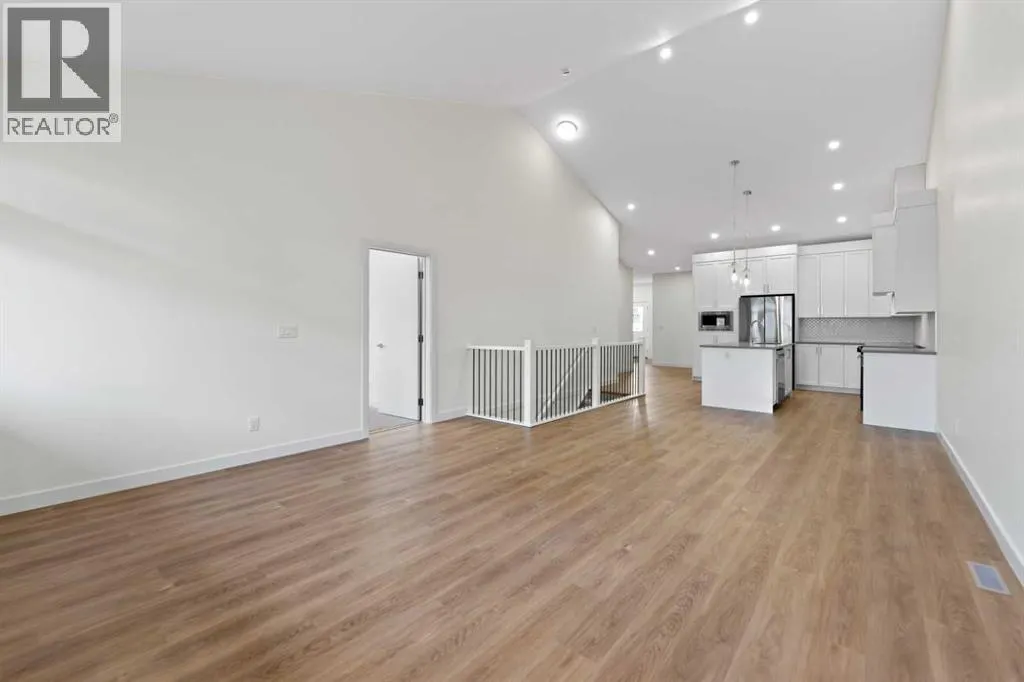 300, 15 Coopersfield Link SW