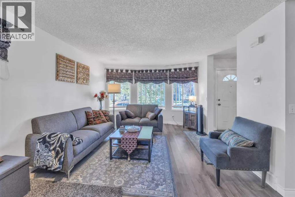 144 Tarington Park NE