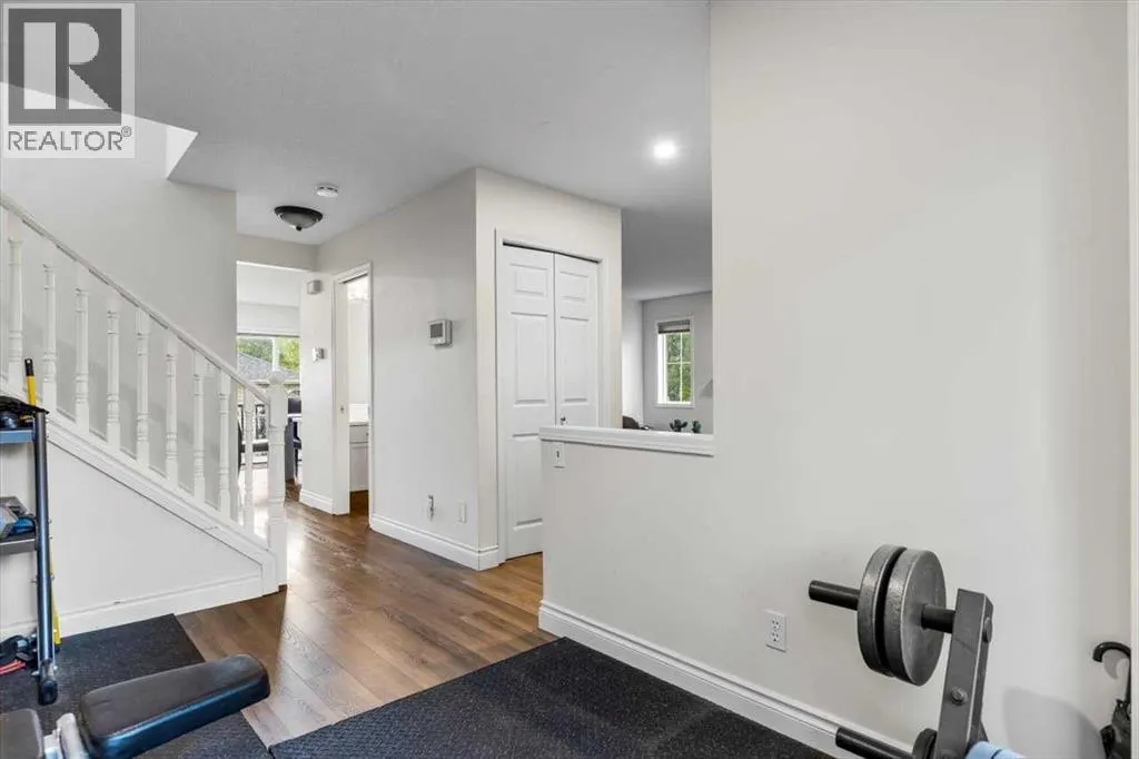 12 Inverness Boulevard SE